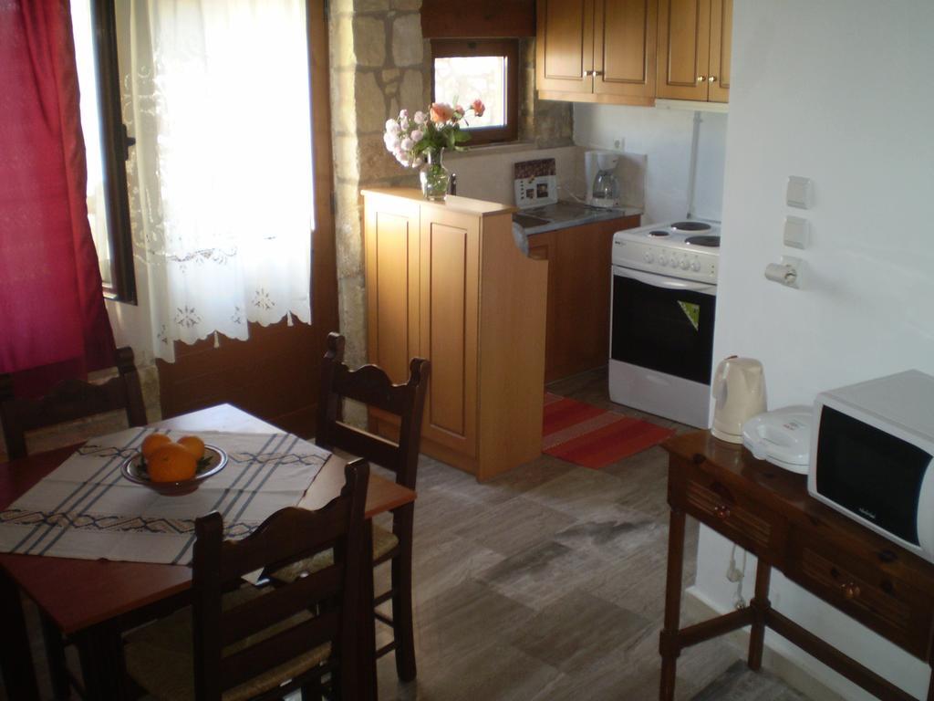 Villa Eleva Argyroupoli Ruang foto